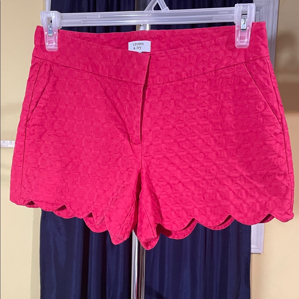 Crown & Ivy Women’s High Waist Scallop Shorts Size 4 Hot Pink Textured Summer